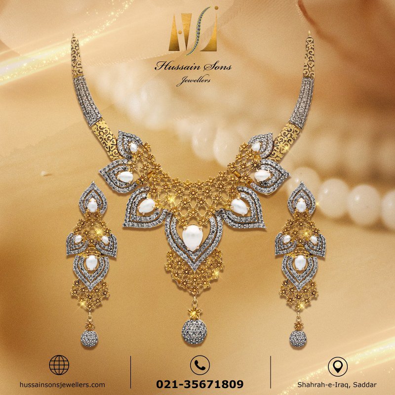 Heavy Gold Necklace Set Design