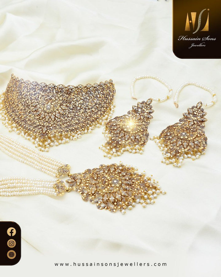 Pakistani Gold Bridal Set