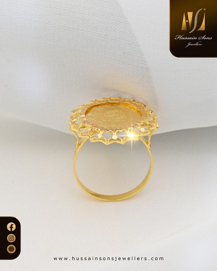 Elegance Women Gold Ring